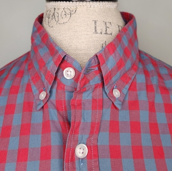 Men's JCrew button down - Picture 6 of 10